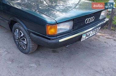 Седан Audi 80 1984 в Володимирі