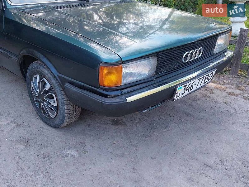 Седан Audi 80 1984 в Володимирі