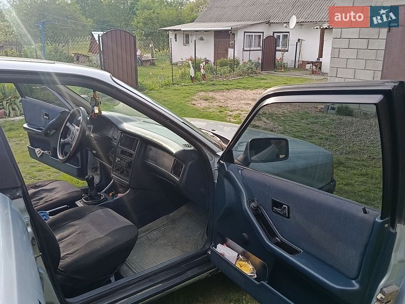 Седан Audi 80 1987 в Томашгороде