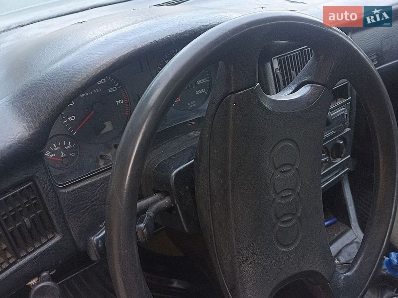 Седан Audi 80 1988 в Ивано-Франковске