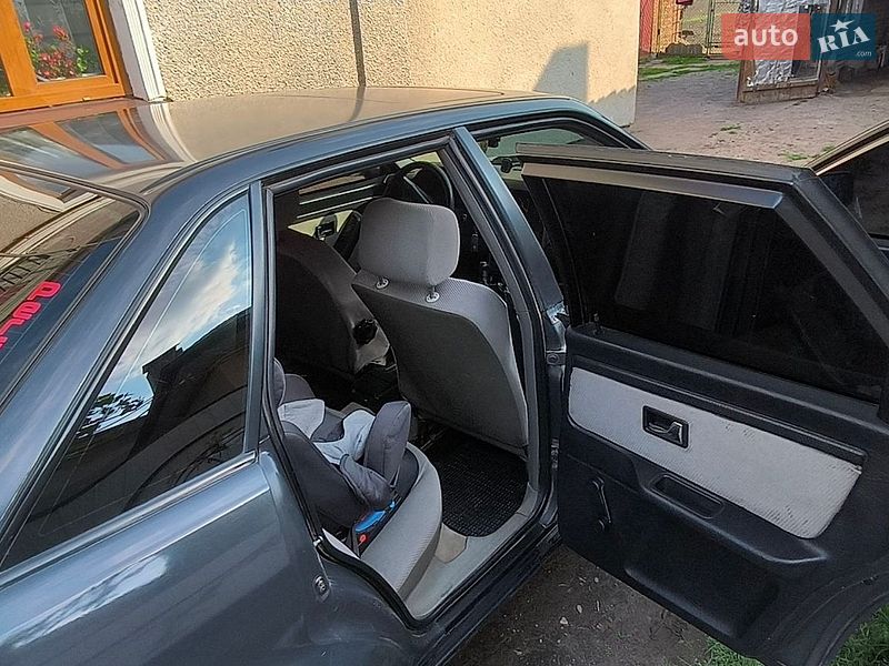 Седан Audi 80 1994 в Сокале фото 7 Седан Audi 80 1994 в Сокале