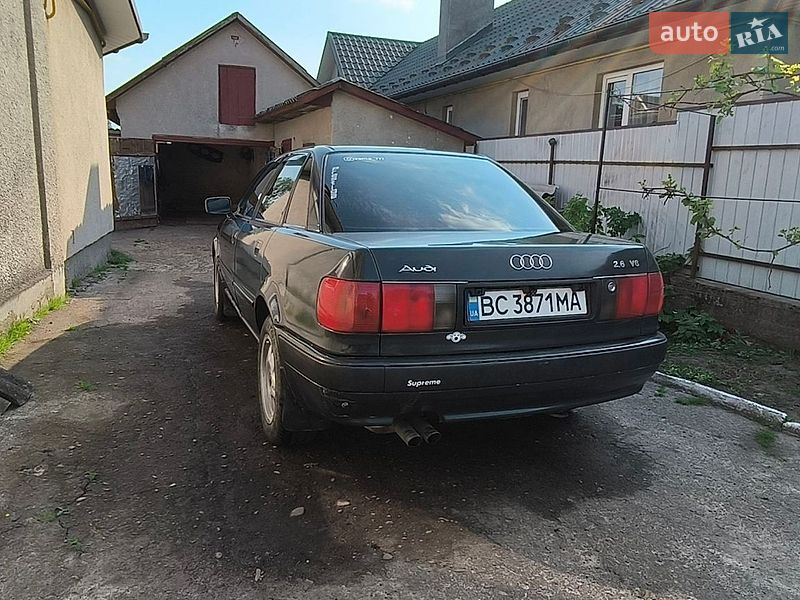 Седан Audi 80 1994 в Сокалі