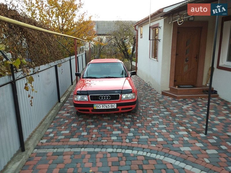 Седан Audi 80 1994 в Борщеві