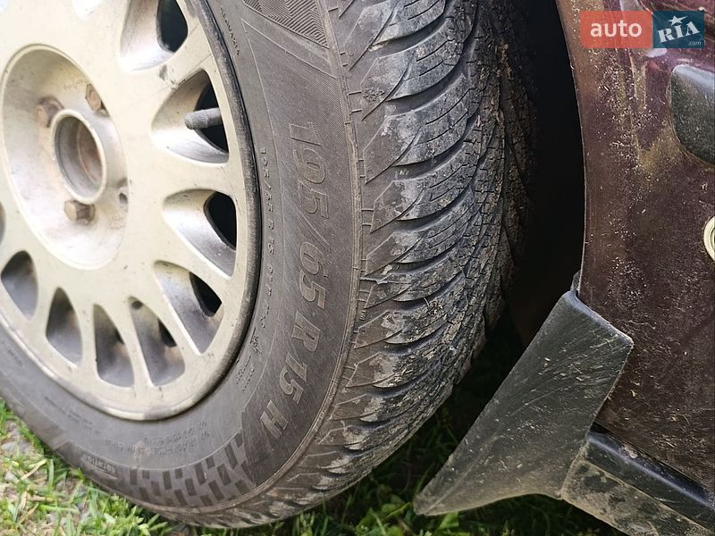 Седан Audi 80 1993 в Нижніх Воротах