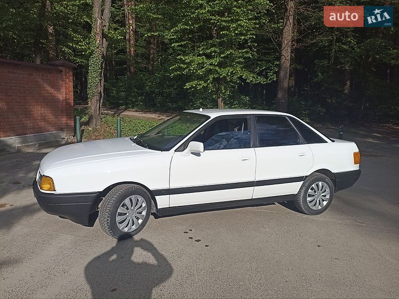 Седан Audi 80 1989 в Львове
