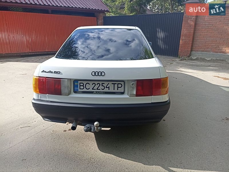 Седан Audi 80 1989 в Львове