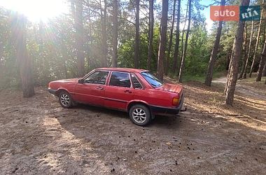 Седан Audi 80 1985 в Переяславе
