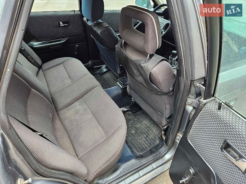 Седан Audi 80 1988 в Обухове