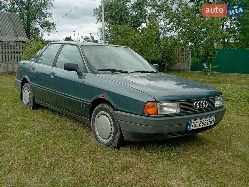 Седан Audi 80 1989 в Шацке