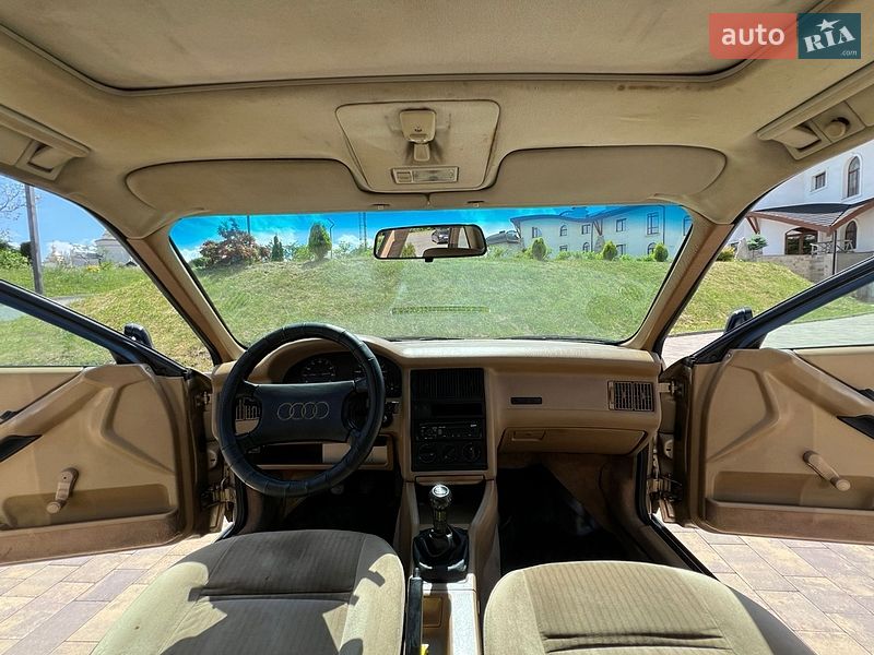 Седан Audi 80 1987 в Болехове