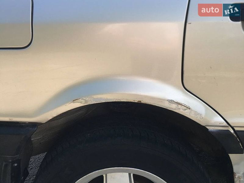 Седан Audi 80 1988 в Володимирі