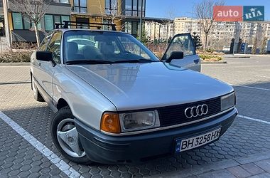 Седан Audi 80 1988 в Одесі фото Седан Audi 80 1988 в Одесі