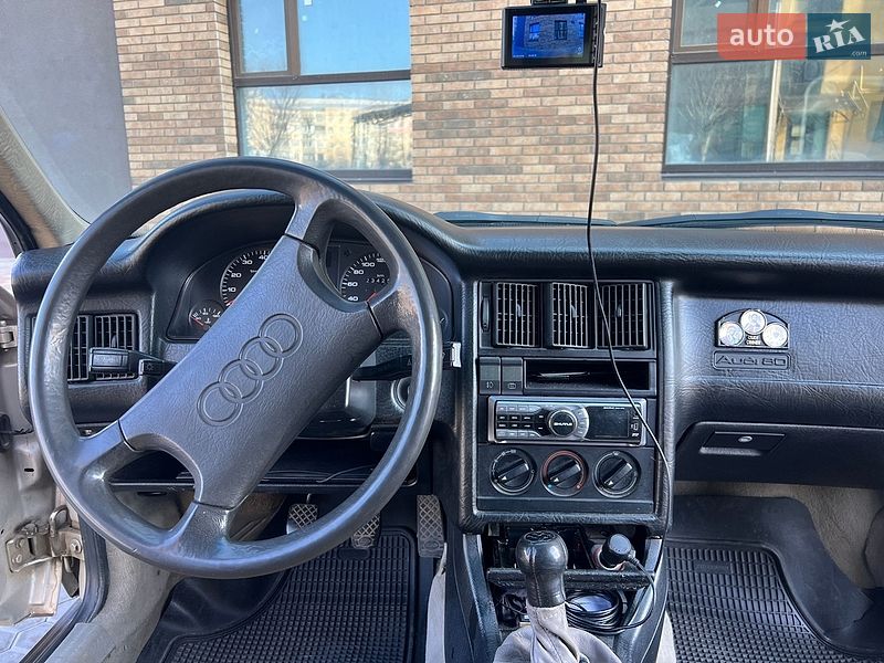 Седан Audi 80 1988 в Одесі фото 12 Седан Audi 80 1988 в Одесі