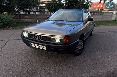 Седан Audi 80 1988 в Глобиному