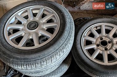Седан Audi 80 1988 в Глобиному