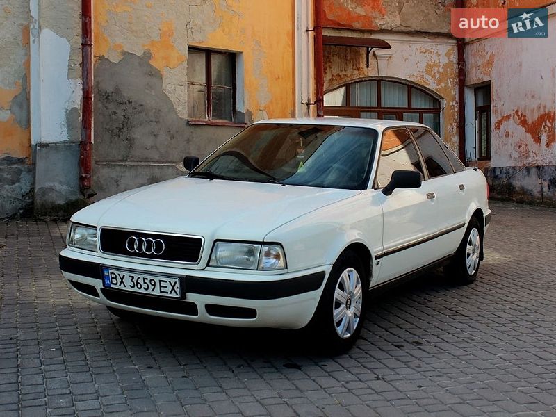 Седан Audi 80 1993 в Кременці