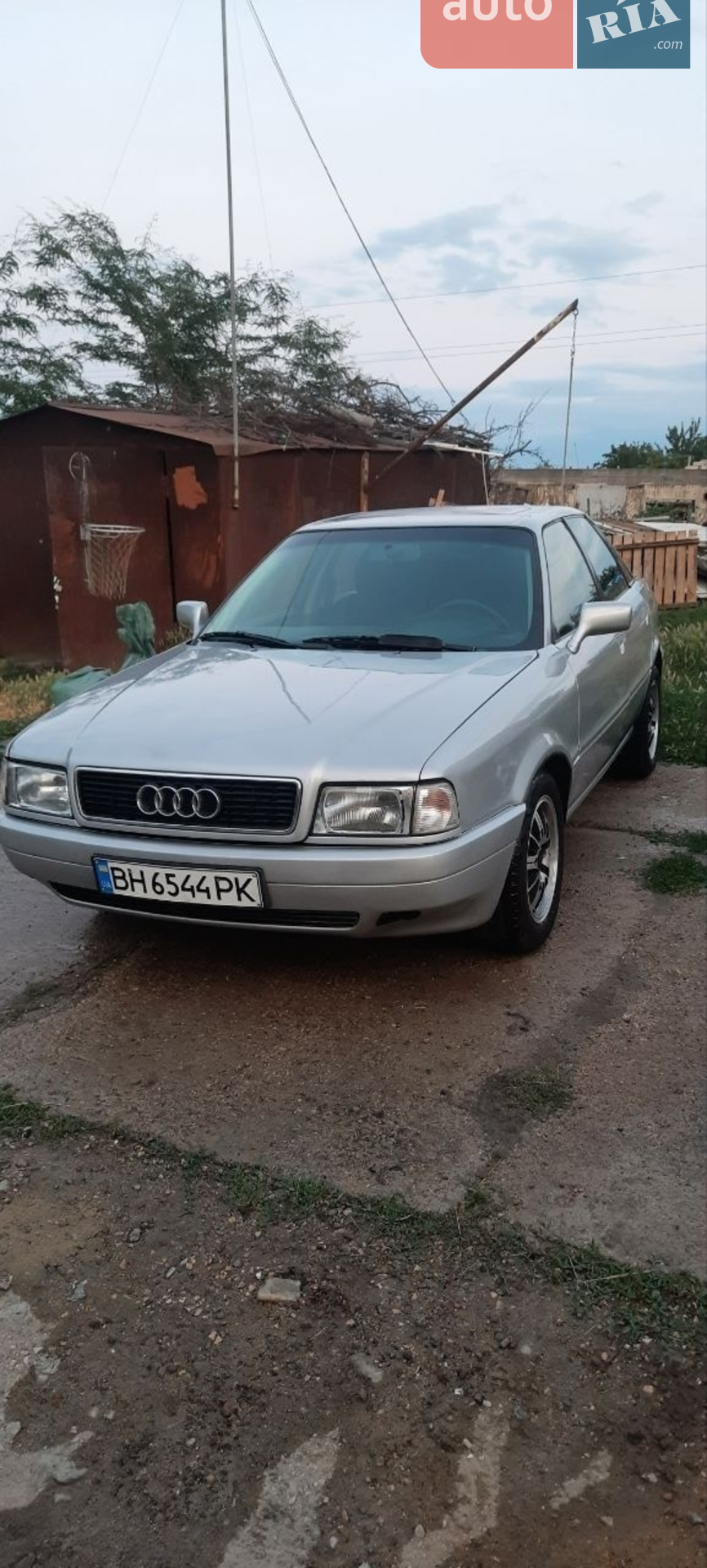 Audi 80 1988 VIN WAUZZZ89ZJA163886 фото оголошення 4 з 5