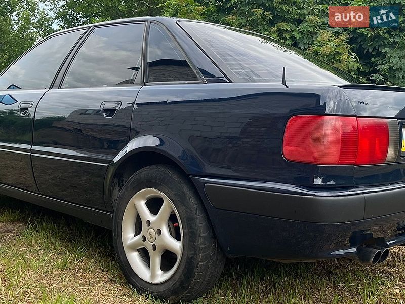 Седан Audi 80 1993 в Глухові