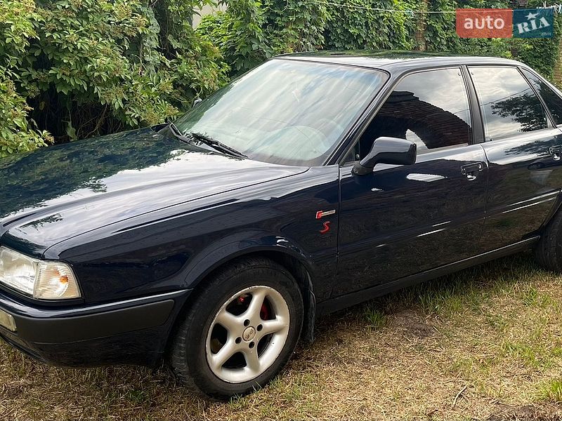 Седан Audi 80 1993 в Глухові
