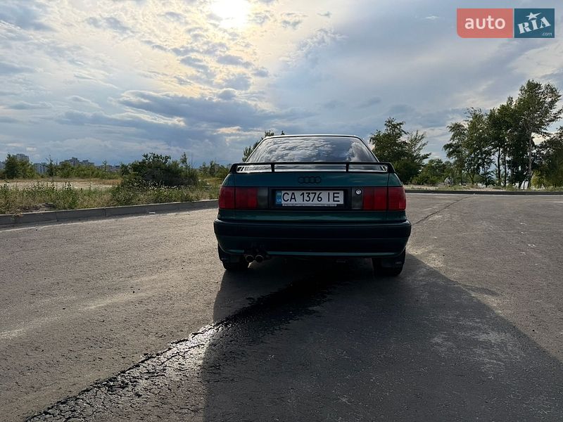 Седан Audi 80 1993 в Черкасах