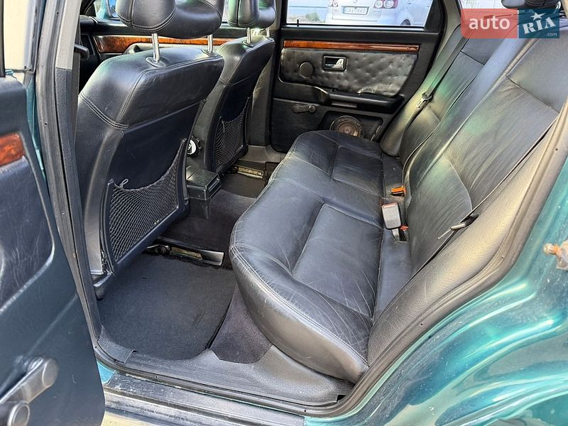 Седан Audi 80 1993 в Черкасах