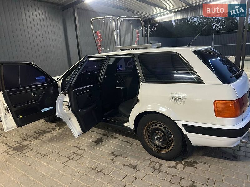 Універсал Audi 80 1994 в Гнівані