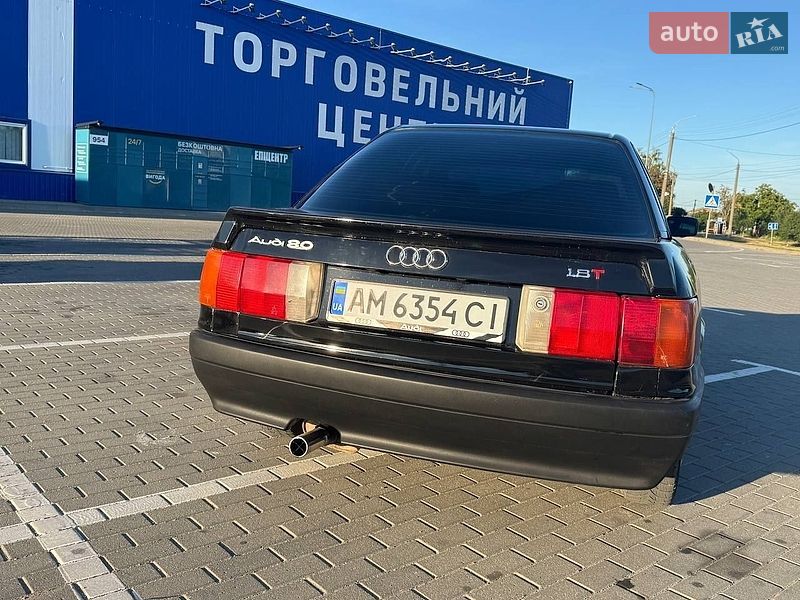 Седан Audi 80 1988 в Шепетовке
