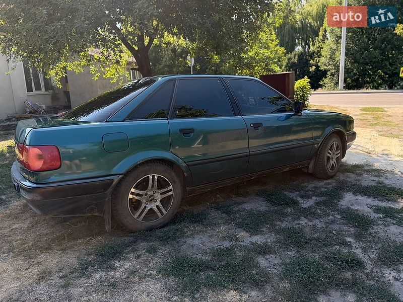 Седан Audi 80 1992 в Кременце
