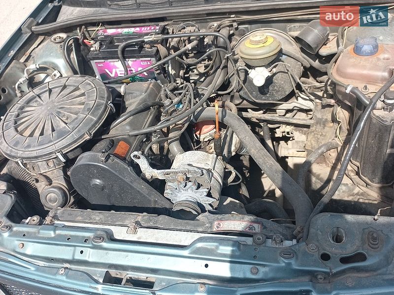 Седан Audi 80 1990 в Кременчуці фото 7 Седан Audi 80 1990 в Кременчуці