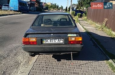Седан Audi 80 1986 в Рівному