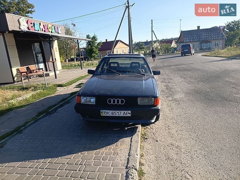 Седан Audi 80 1986 в Рівному
