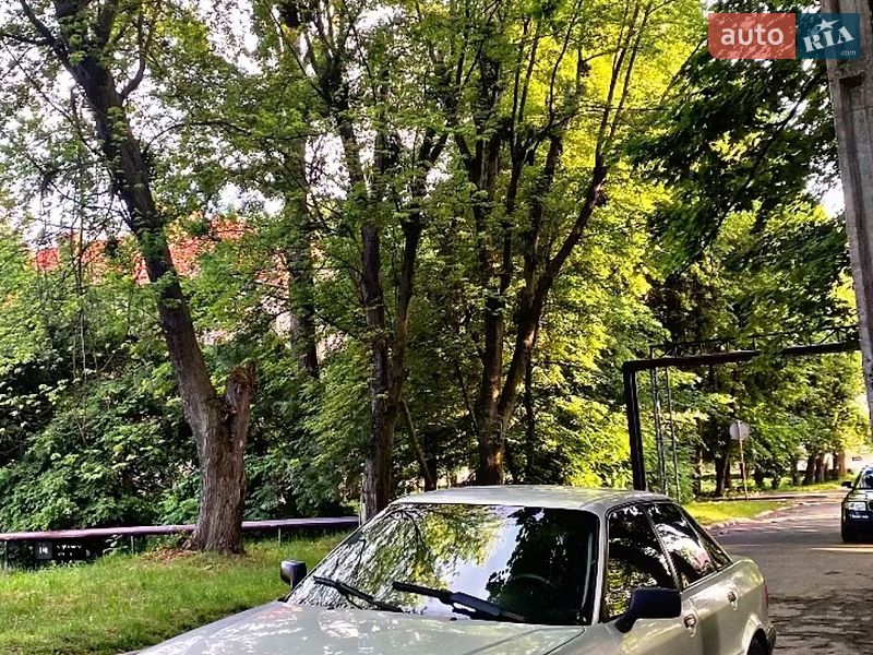 Седан Audi 80 1993 в Львове