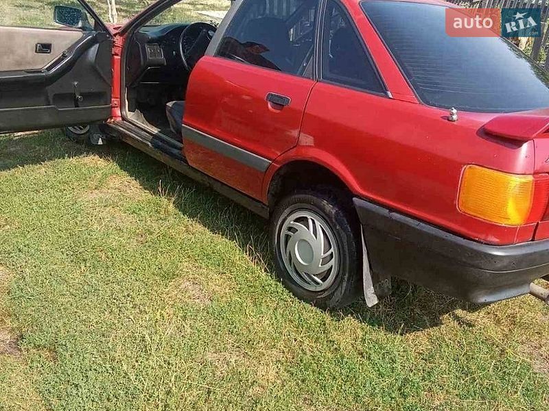 Седан Audi 80 1988 в Вараші фото 6 Седан Audi 80 1988 в Вараші