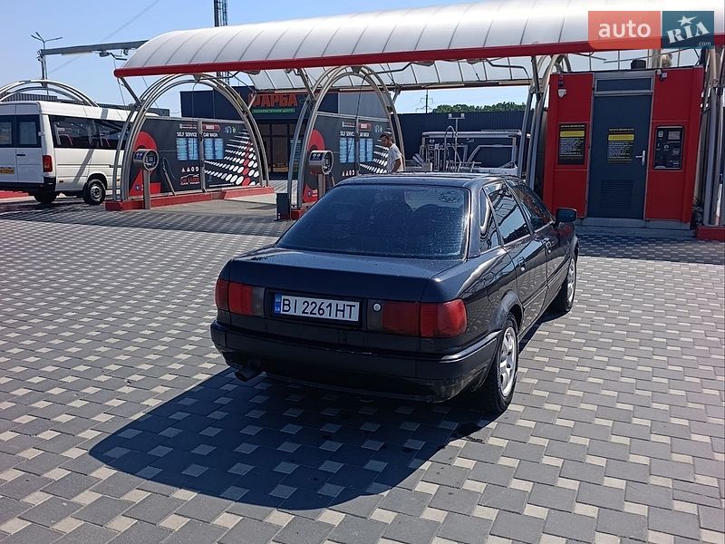 Седан Audi 80 1993 в Полтаве