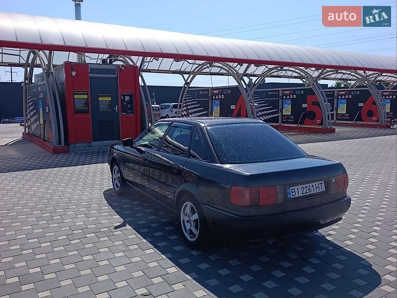 Седан Audi 80 1993 в Полтаве