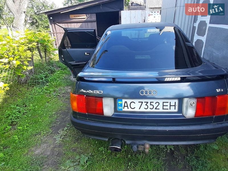 Седан Audi 80 1990 в Луцке