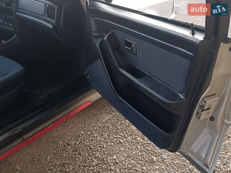 Седан Audi 80 1994 в Ужгороде