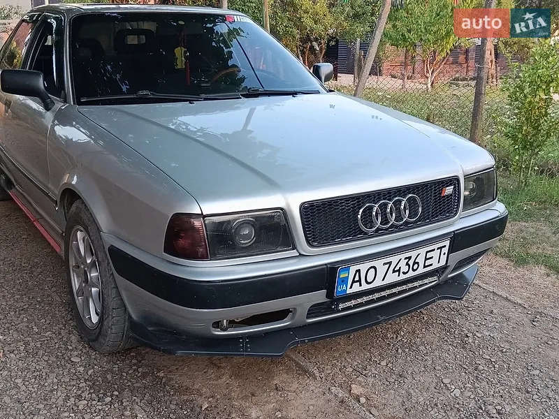 Audi 80