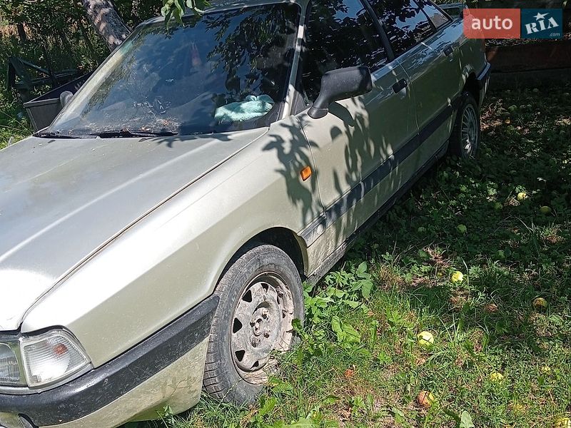 Седан Audi 80 1988 в Рава-Руській