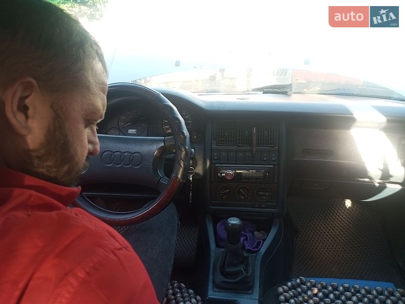 Седан Audi 80 1990 в Луцке