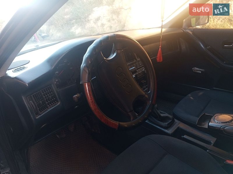 Седан Audi 80 1990 в Луцке