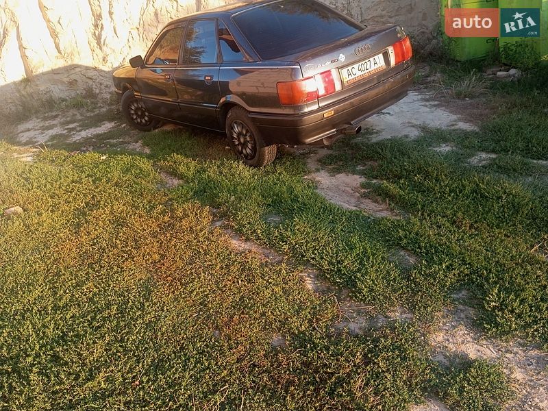 Седан Audi 80 1990 в Луцке