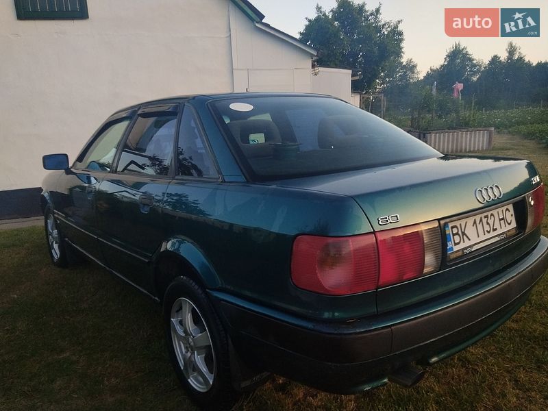 Седан Audi 80 1994 в Рівному