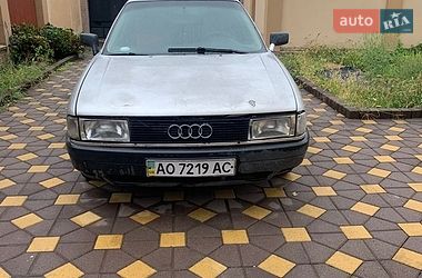 Седан Audi 80 1987 в Виноградові