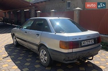 Седан Audi 80 1987 в Виноградові