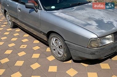 Седан Audi 80 1987 в Виноградові
