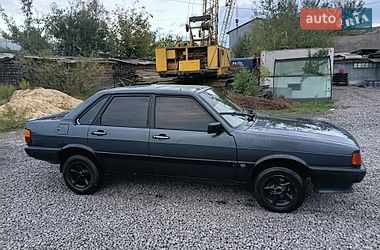 Седан Audi 80 1986 в Ровно