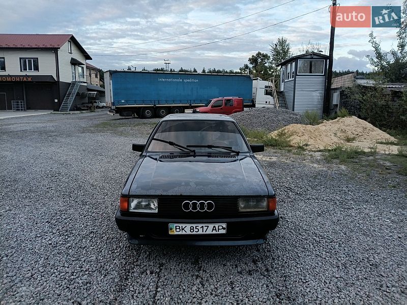 Седан Audi 80 1986 в Ровно