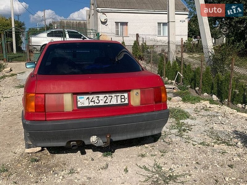 Седан Audi 80 1992 в Золочеве