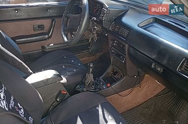 Седан Audi 80 1982 в Берегово